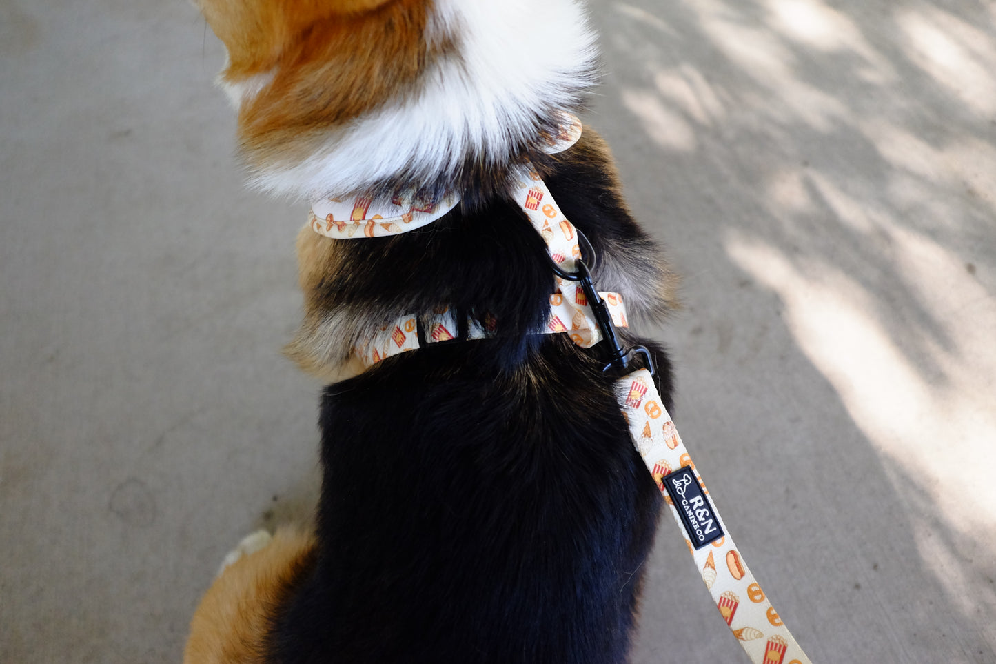 Snack Cart Dog Harness